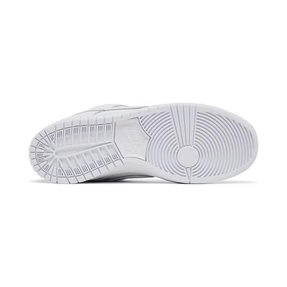 Nike SB Dunk All White